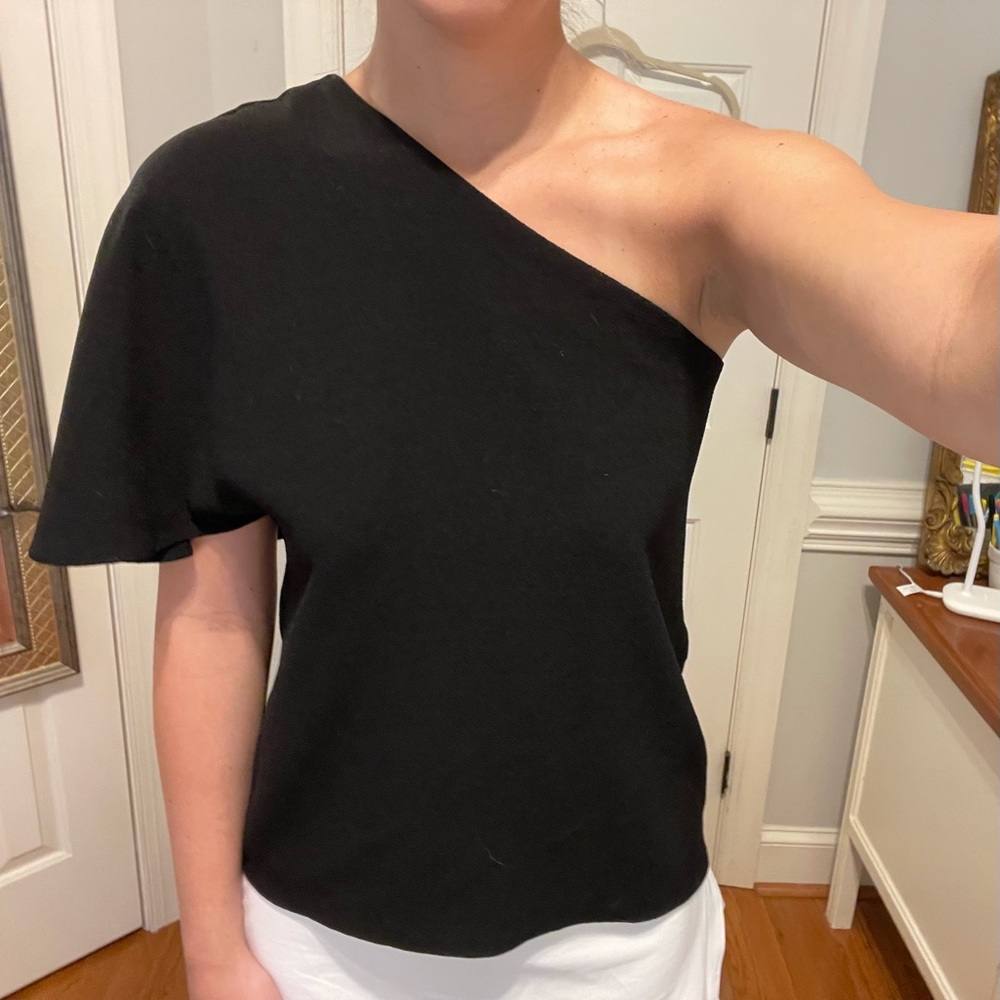 Fab’rik One Shoulder Top